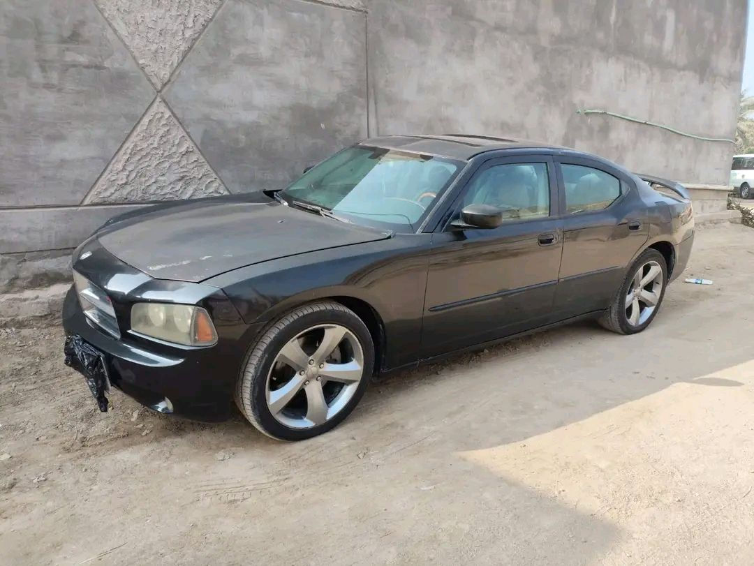 سلام عليكم شارجر أدوات 
كفاله من الكص 
مكينه 3500
متومه رقم بغداد حداديه مكينه كير 
كفاله السعر المطلوب 32 بيه مجال بصيط
مكان سياره ذي قار الشطره 
تواصل ***********
