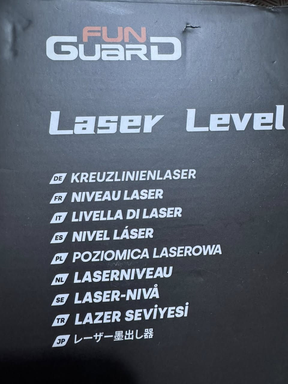 كبان ليزري جديد
هذا هو مستوى ليزر متقاطع من Funguard باللونين الأسود والأخضر.
يتميز بوحدة ليزر مزدوجة تسمح بالإسقاط المتزامن أو المنفصل للخطوط الأفقية والعمودية. 
يغطي زاوية أفقية ورأسية تبلغ 120 درجة. 
يحتوي على بطارية ليثيوم بسعة 2600 مللي أمبير في الساعة يتم شحنها عبر كابل USB-C. 
السعر 75 الف 
*********** واتساب

