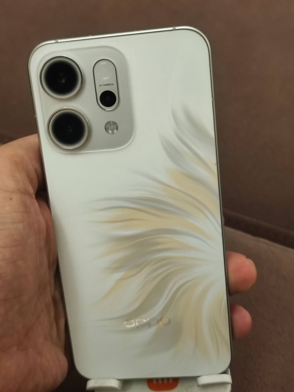 السلام عليكم oppo Reno 14 5G ذاكره 256 جهاز لك كلش نظيف شخط واحد مابي للبيع سعر 450 الف مكاني بغداد تواصل على رقم *********** واتساب اتصال
