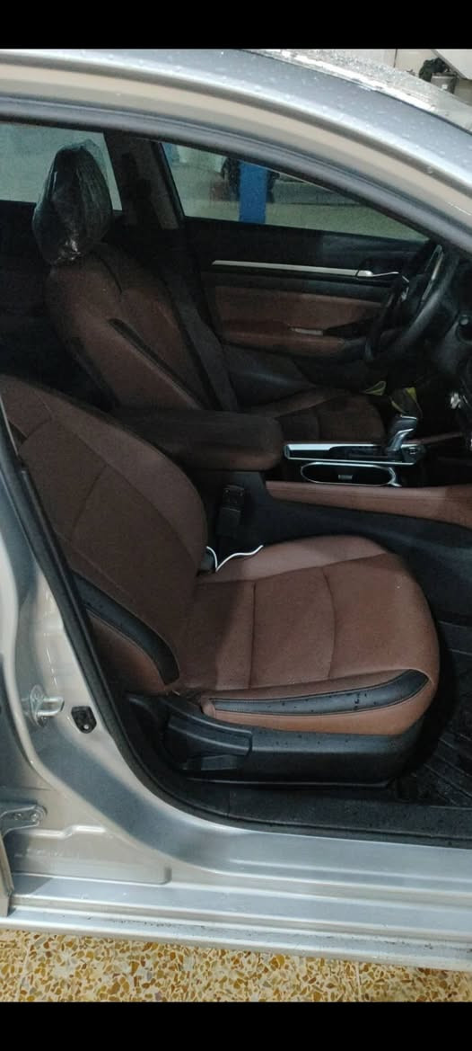 السلام عليكم..نيسان التيما 2023 sv..سيارة جديدة بمعنى الكلمة ..سيارة بعدها كاتي باقي شهر للترقيم..ماشية 69000 ميل ..صور الحادث مرفقة بالمنصورة..جاملغ جهة السائق تبديل مع صبغ بدون معجون ..وبيها بارد بالبوند مقدار شبر تقريبا..مواصفات كروس سرعه تشغيل عن بعد ..بصمة تشغيل..بصمات ابواب ..رادار امامي وجانبي وخلفي..تحديد مسار..السيارة معموللها غرفة داخلية كاملة جلد قرميدي كشنات وابواب والحصان الوسطي..سيارة بعدها بوضع الشركة ..ترايها للبصرة ..طخم تاير جديد بالباكيت ..مايحتاجلها مصرف ربع..ملاحظة رصعه بباب السائق بكد اصبع ..السعر المطلوب ..149 ورقة ومجال بسيط كلش..مكانها موصل  للتواصل..
***********
***********
