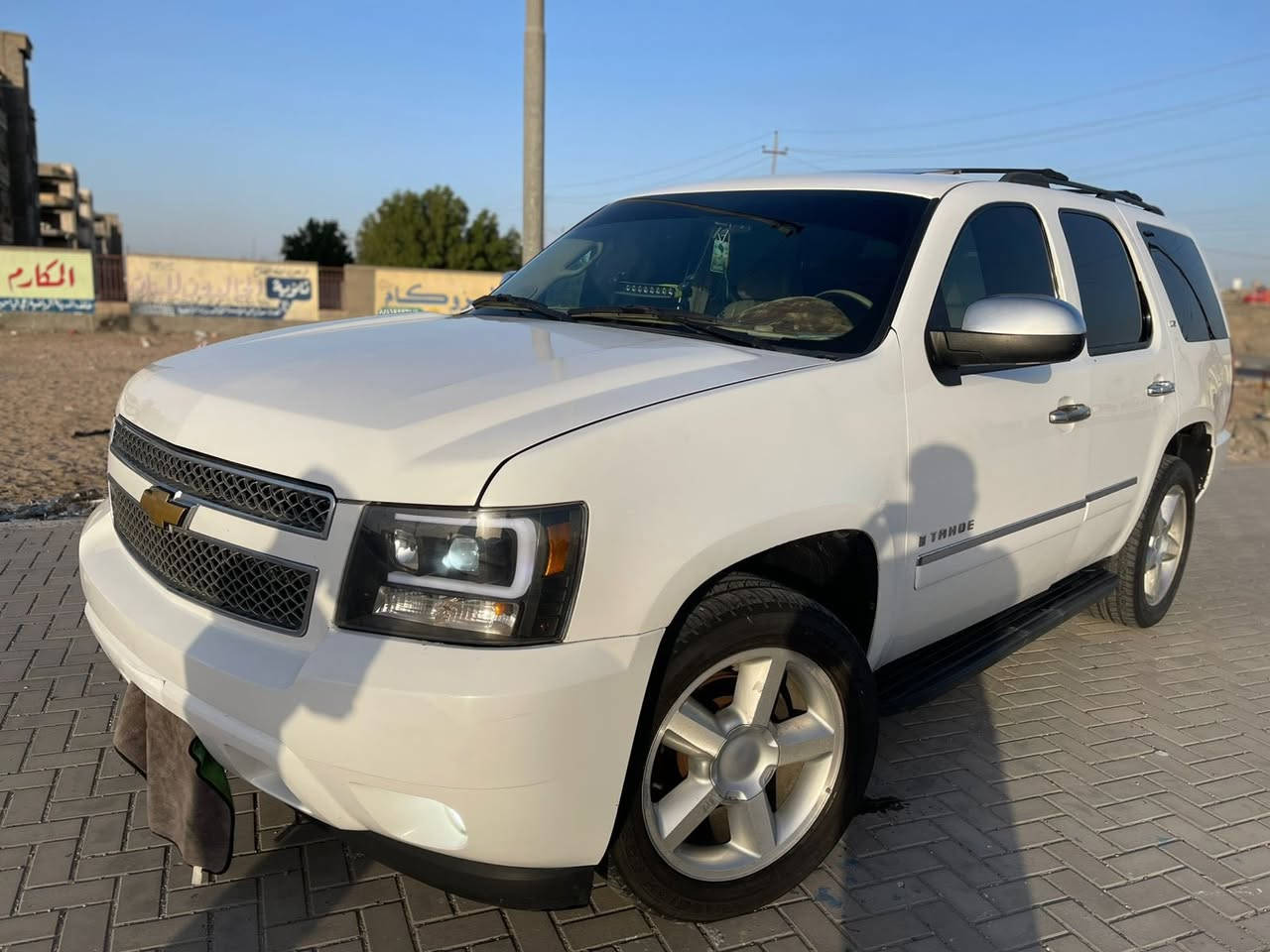 سلام عليكم 
تاهو ادوات 
سياره LTZ فول للاخير خليجيه 
كفاله كص وضربه وتبديل بيها فقط صبغ حزام بدون اي ضربه او تبديل 
سياره جاهزه مكينه كير حداده تبريد تايرات كله جاهز 
سياره بانزين وغاز 
السعر 95
للاستفسار ***********
