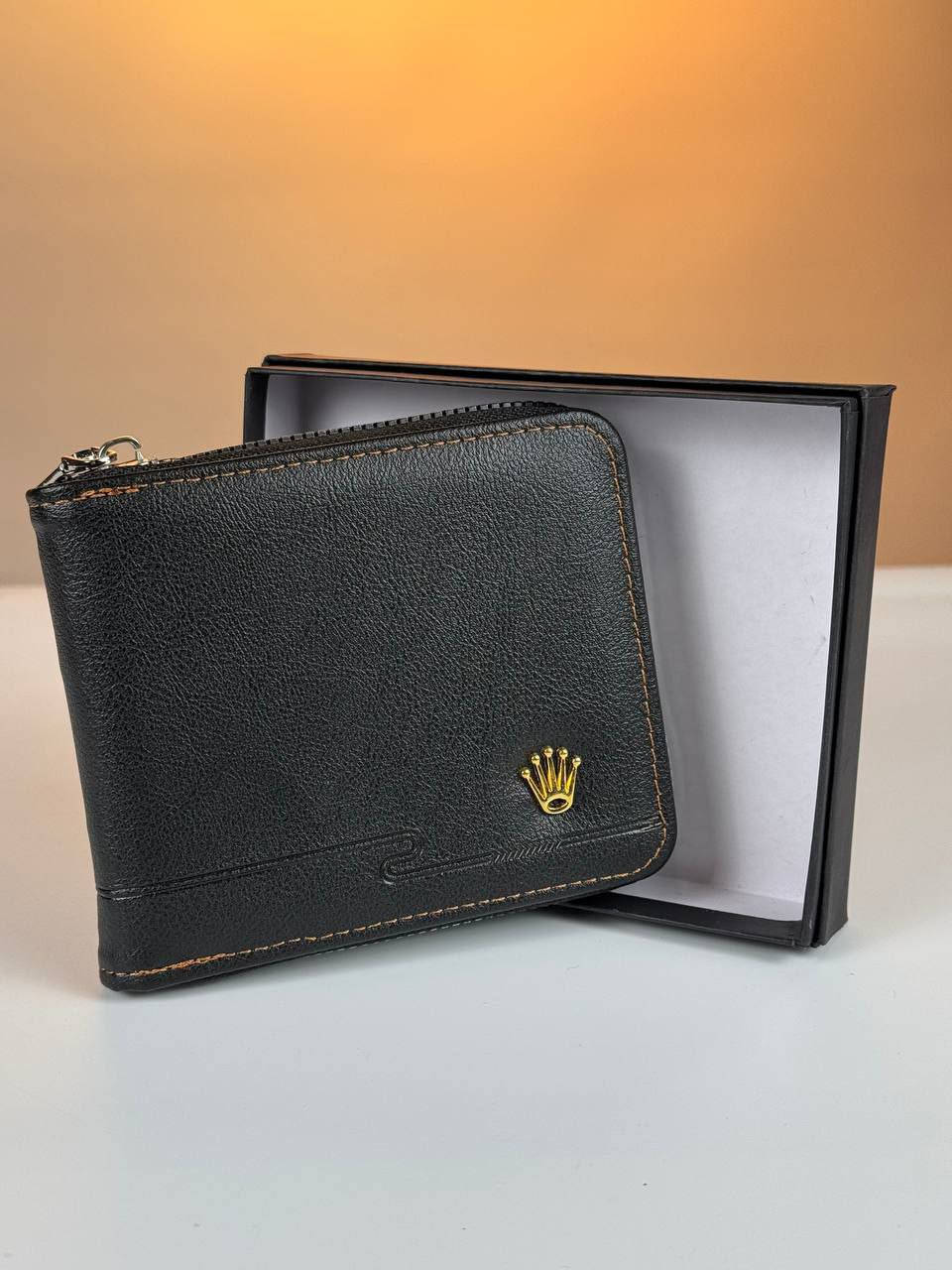 وصلنا محفظة رجالية موديل جدبد
جلد درجة أولى قابلة للحفر بالليزر
حفر اي اسم حسب الطلب باللون الذهبي
هدية قيمة جدا وذكرى جميلة
متوفرة لدى Gift City
للطلب مراسلة الصفحة او على الواتس اب 
ارسل الاسم والباقي علينا
السعر مع حفر الاسم 10 الاف دينار فقط
0775 020 5810
