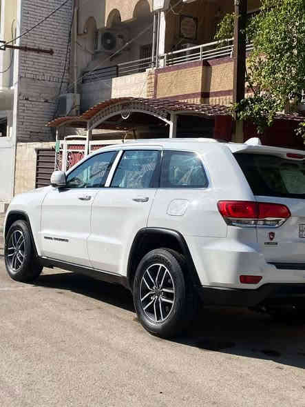 السلام عليكم
جيب شيروكي للبيع سعرها 29 وبيها مجال موديل 19 خليجي مكفوله مكان السياره كفاءات السيديه الاتصال على رقم الهاتف ***********
