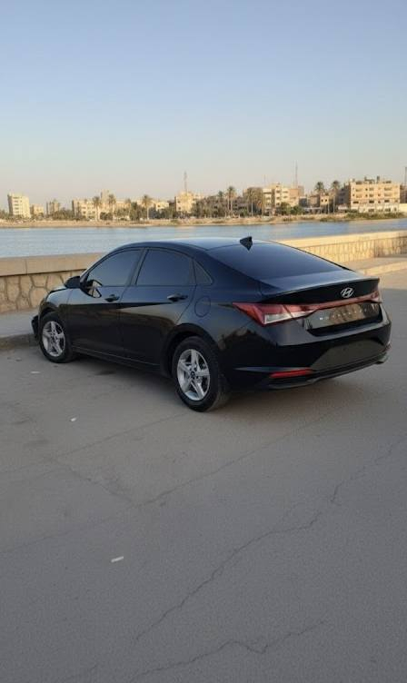 🚗 للبيع: هيونداي النترا موديل حديث – سيارة نظيفة ومكفولة بالكامل 🚗
هذي السيارة استخدام شخصي وما شاء الله عليها نظيفة، كل شي مكفول من المحرك للقير وللدواخل، تشتغل مثل الجديدة.
🔹 المحرك والقير:
محرك اقتصادي وقوي بنفس الوقت، يعطيك أداء ممتاز على المدينة والسفر 💪
قير أوتوماتيك سلس جداً، راحة بالقيادة مضمون
🔹 الدواخل والراحة:
داخلية مرتبة ونظيفة، مقاعد مريحة جداً
زجاج ومرايات كهرباء
شاشة تعمل بكل وظائفها
تظليل كامل للخصوصية والراحة
🔹 التبريد والتكييف:
تكييف ثلج ❄️، يبرد السيارة بسرعة حتى بأيام الصيف الحار
نظام تبريد ممتاز لكل أجزاء السيارة
🔹 الميزات الإضافية:
السيارة مكفولة من كلشي، لا محرك ولا قير ولا دواخل
جميع الأنوار والمعدات شغالة تمام
⚠️ ملاحظة عن الحالة:
الضربة الوحيدة موجودة بالواجهة الأمامية اليسار (الرفرف والصدام)، مو تأثير على الشاصي ولا المحرك، فقط تحتاج تصليح أو تبديل الرفرف والصدام.
💰 السعر: 18,000,000 دينار عراقي – قابل للتفاوض مجال بسيط
📞 للي جاد يتصل على: ***********
