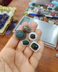 جزع يماني • طبيعي • ٥ قطع