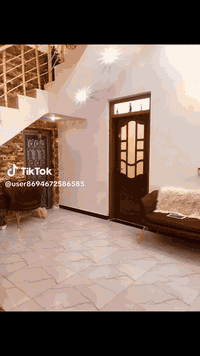 دار سكني زراعي طابق ونص  مساحه 100م واجهه 8م ونزال 12م في صوب الشاميه  منطقة الطليعه قرب جسر السريع بناء طابوق كونكريت حديث ارضيه سيراميك السطح شتايكر يحتوي الطابق الاول يحتوي علئ غرفتين وصاله واستقبال ومطبخ وصحيات خارجيه وداخليه 
الطابق الثاني يحتوي علئ غرفه وصحيات 
السعر 105 مليون وبيه مجال للشراي 
للتواصل مراسلة الصفحه او الاتصال او الواتساب 
***********  مكتب الكنز للعقار العنوان بداية السايد الواحد لشارع المستشفئ التركي
