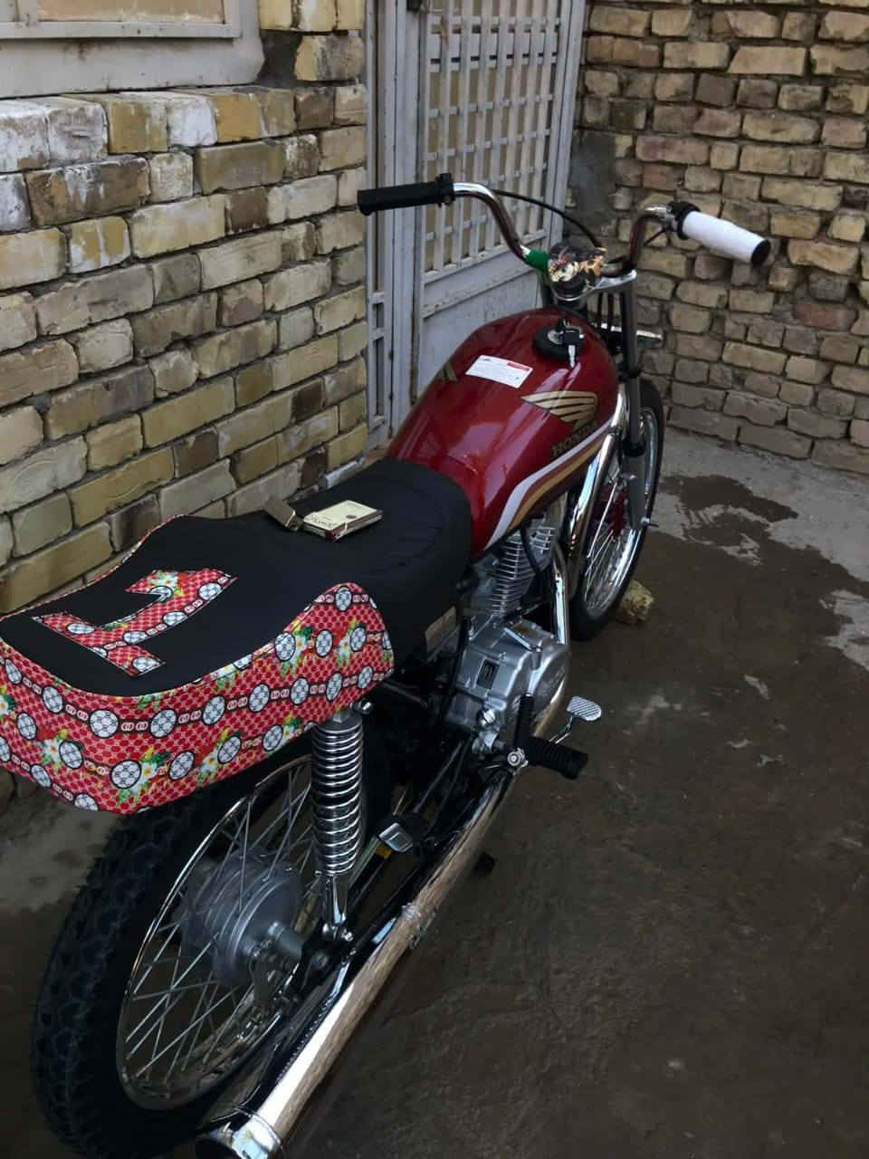 يا الله اربعه كير صارلي ٣ايام من كملت دراجه حلوه ورزنه بس حتاجيت وريد ابيع أوراق سكنر شاصي ٢٥مكفوله كفاله عامه بس مو بس تواعد وتطفر تشتري هله بيك ما تشتري لا يضحكون عل ناس ال سعر  ٦٠٠مكاني ناصريه هاذ رقمي ***********
