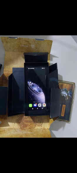 جهاز  انفنكس  gt 20 pro 5g للبيع مبدل فقط قاعده شحن ويشحن ويشتغل كلشي بي طبيعي وراجع مكبوس كبسه راجع اخو الجديد حته ما مبين مفتوح ويا كامل ملحقات شاحن الاصلي + سماعته الاصليه الجهاز نضيف وحته لزكه شاشه من اول ما شتريته مركبها خاف بل صوره مبين عبالك مفطور الشاشه ترا هاي اللزكه. 
 الشاشه نضيفه ولا زلغ بيها ذاكره  256 للبيع سعر ٢٧٥ قفل 
البصره - المطيحه 
للتواصل 
***********
