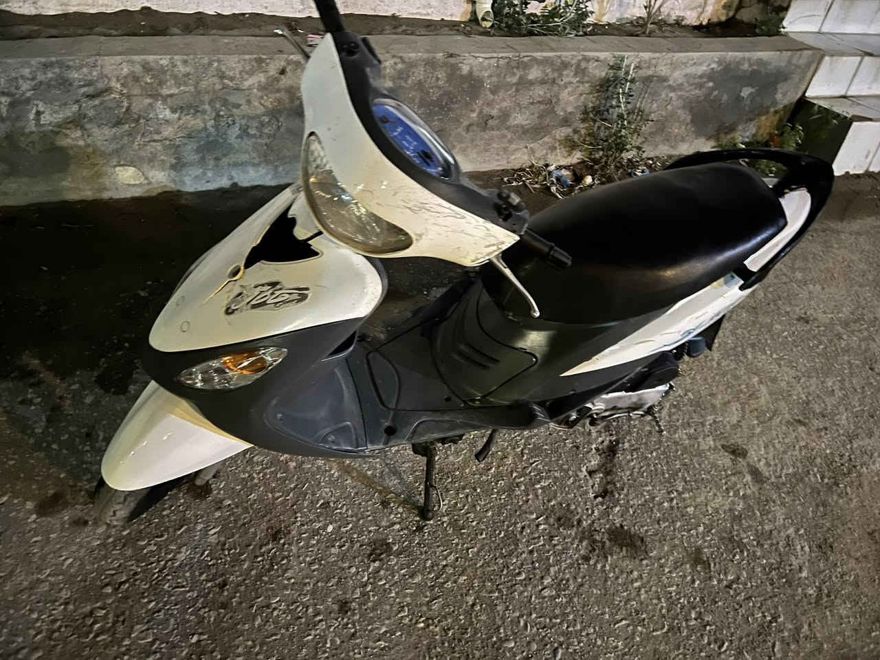 ماكس منغولي للبيع الدراجه مامفتوحه 
السعر 450 وبيها مجال/***********

