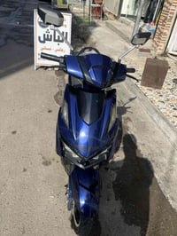 للبيع دراجه سكنس شحن ٦باتري المسطره الدبل يجي بيه ٣سرعات السرعه القصوى...