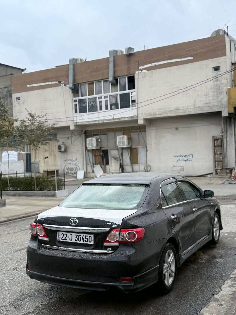 السلام كورلا ٢٠١٣ خليجي السعر ١١٨ ورقة قفل قفل مكان السياره بغداد الوزيره سيارة بيها ٣ قطع صبغ جاملغ وبنيد جهه سايق وجاملغ خلفي بدون حادث السيارة بدون دواخل جاهزه محرك ١٨٠٠ كير مكينه مكفولات حدادية جديدة السياره احلى من صور بلعافية على الياخذها *********** بغداد, العراق
