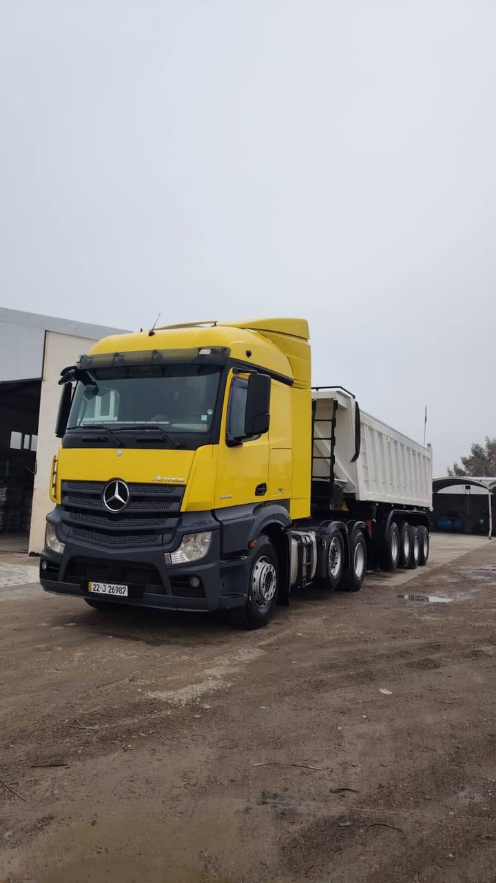 للبيع اكتروس وحش موديل 2015رقم اربيل سنكل امامي عربانة حسين حواس  ذرعة 29 سياره مكفولة كفالة عامة العنوان بغداد بوب الشام الاستفسار ***********
