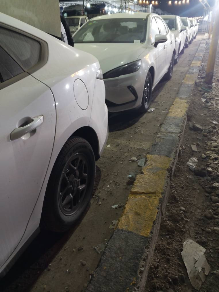 بيوايدي سيل 5 زيرو موديل 25  امرقم كامل السعر 124 بدون رقم 122 صافي  *********** البصرة, العراق
