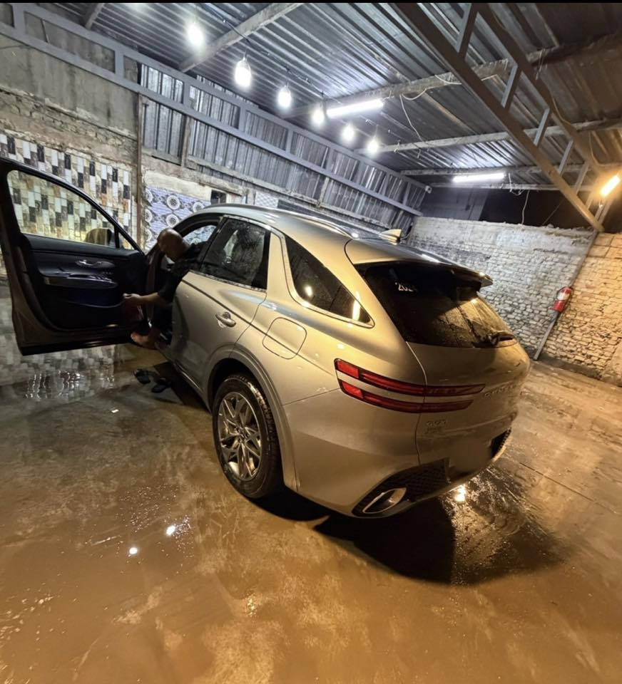 السلام عليكم

#للبيع جنيسيس GV70 

الموديل:2024

الحاله: 3قطع تبديل+ صبغ فقط بابه الصدر وجاملغ وبنيد 

اللوحات:رقم بغداد شبه مميز  

العداد: 25الف كيلو  

المواصفات: 1/1 

داخل جوزي 

بصمه +بصمه أبواب 

تشغيل عن بعد 

كشنات كهرباء 

كشنات حار 

 

سقف كنتاره اسود 

بانوراما 

كير ماوس 

شاحن لاسلكي 

ستيرن كهرباء 

ستيرن تدفئه 

كشن خزن 

يدات ترحيب 

رادار امامي 

رادار خلفي 

نقطه عمياء 

حساسات إماميه خلفيه 

4 كامرات محيطيه 

ويل حجم 19 

لايت زينون 

باقي مواصفات الفول معروفه 

مكان : ميسان  

السعر: 330مع مجال 

الاستفسار على الرقم التالي 

***********
