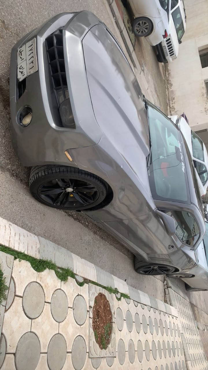 بەناوی خوای گەورە
شۆفلێت کامارۆ
٢٠١٠ ئاڕ ئێس 
رەنگی نەوتی
سلایت 
جام کارەبا
تەحدید سورعە
لایت زینۆن
تەحەکوماتی سەر سوکان
دوو مۆدی لێ خورین 
تاقم تایەو ویلی ٢٠٢٠
حیزام بۆیاخ بە بێ سەقف
یەک بست چەمەلەخی دواوە
پێوەیەتی ناوی نە کرتوە 
پێش و پشتی کەپس 
رەقەم هەولێر 
بەشەرتی تەحویل و وەکالە 
بەناوی خۆمانەوەیە 
یەک دینار خرامەی تیا نییە 
سەنەوی بەسەر چوە لە ٢٠٢٠ 
مەکینەی کەمێک ئەدوانسی هەیە 
واتە کەمێک دیلکۆ لێ ئەدات 
گێر و کارەبای و دار و بەردی بەشەرت
گۆرینەوە ئەکەم لەسەر دل گرتن بەلام
بە سەیارەی بێ سەرەتا نایکەم 
سەیارەکە لەسلێمانییە 
مشتەریت ئەو خەمە سەر سەرم 
مەسج بکە یان وەتس ئەپ و فایبەر کراوەیە 
*********** السليمانية, العراق
