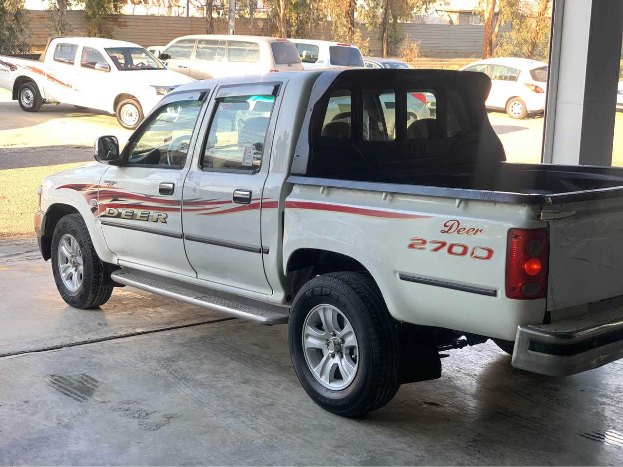 دێر 
2012
بئ بۆیاغ
رەقەم و سەنەوی نوێ
گێر مەکینە ئەکسل 
هەموو گیانی بەشەرت 
١٠٠هەزار کم هەقیقی رۆیشتوە
برغی لەگیانی بانەدراوە
سعر 88مەجالەکی کەم
شوێن کۆیە
***********
***********
لەزگەی شەریکەی پێوەماوە كويسينجاك, أربيل
