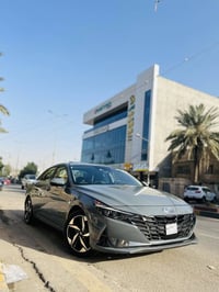 هونداي النترا 2023 لمتد  فول مواصفات 1/1 فتحة سقف اشاير مري شاشة كبيره...