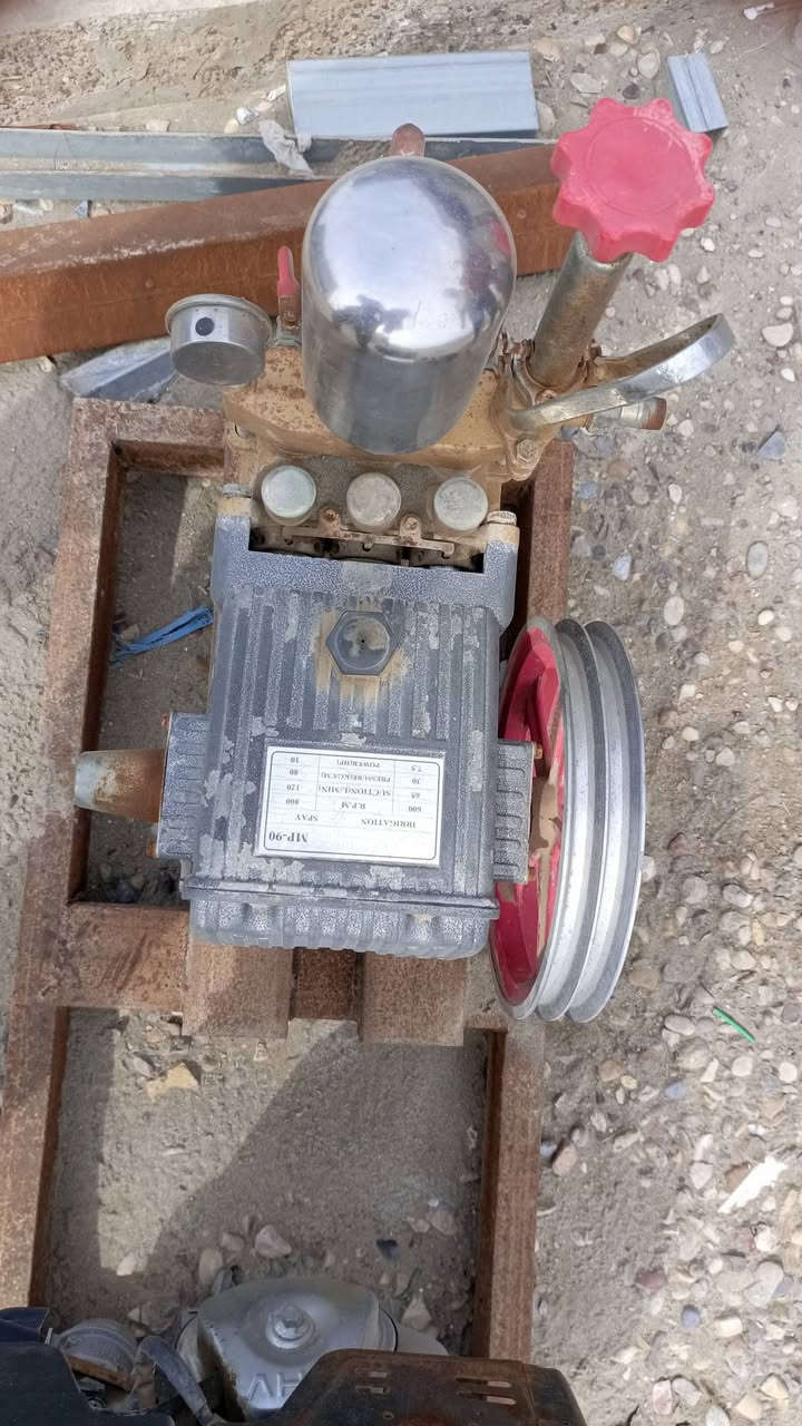 سلام عليكم مضخة غسل جاهزه بانزين ضغط عالي نضافه 95℅ لمكان الكوت لخاچيه سعر ٣٠٠


**إذا كنت صاحب هذا الإعلان وتريد حذفه لأي سبب، رجاءا أرسل رسالة إلى الدعم الفني**