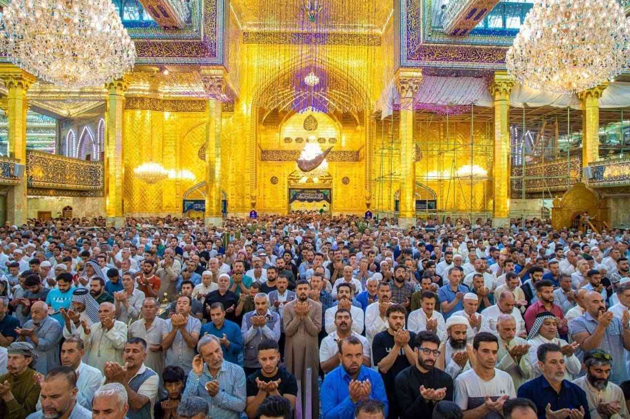 قال الإمام جعفر الصادق عليه السلام 
من زار الحسين يوم عرفة عارفاً بحقه كتب الله اله ألف حجه مقبوله وألف عمره مبروره. 

إن الله تعالى ينظر الئ زوار  قبر الحسين(ع) نظره الرحمه في عرفة قبل نظره أهل عرفات. 

تعلن حملة السفير اهالي 
عن زيارتها يوم الثلاثاء الى مرقد مسلم بن عقيل عليه السلام و كربلاء  المقدسة لزيارة الامام الحسين عليه السلام واخية أبا الفضل العباس عليه السلام 
الانطلاق بعد صلاة الفجر والعوده بعد صلاة الظهر. 

للأستفسار اكثر مراسلة الصفحة
او الأتصال على الرقم ***********
خدمه الزوار شرف لنا.
