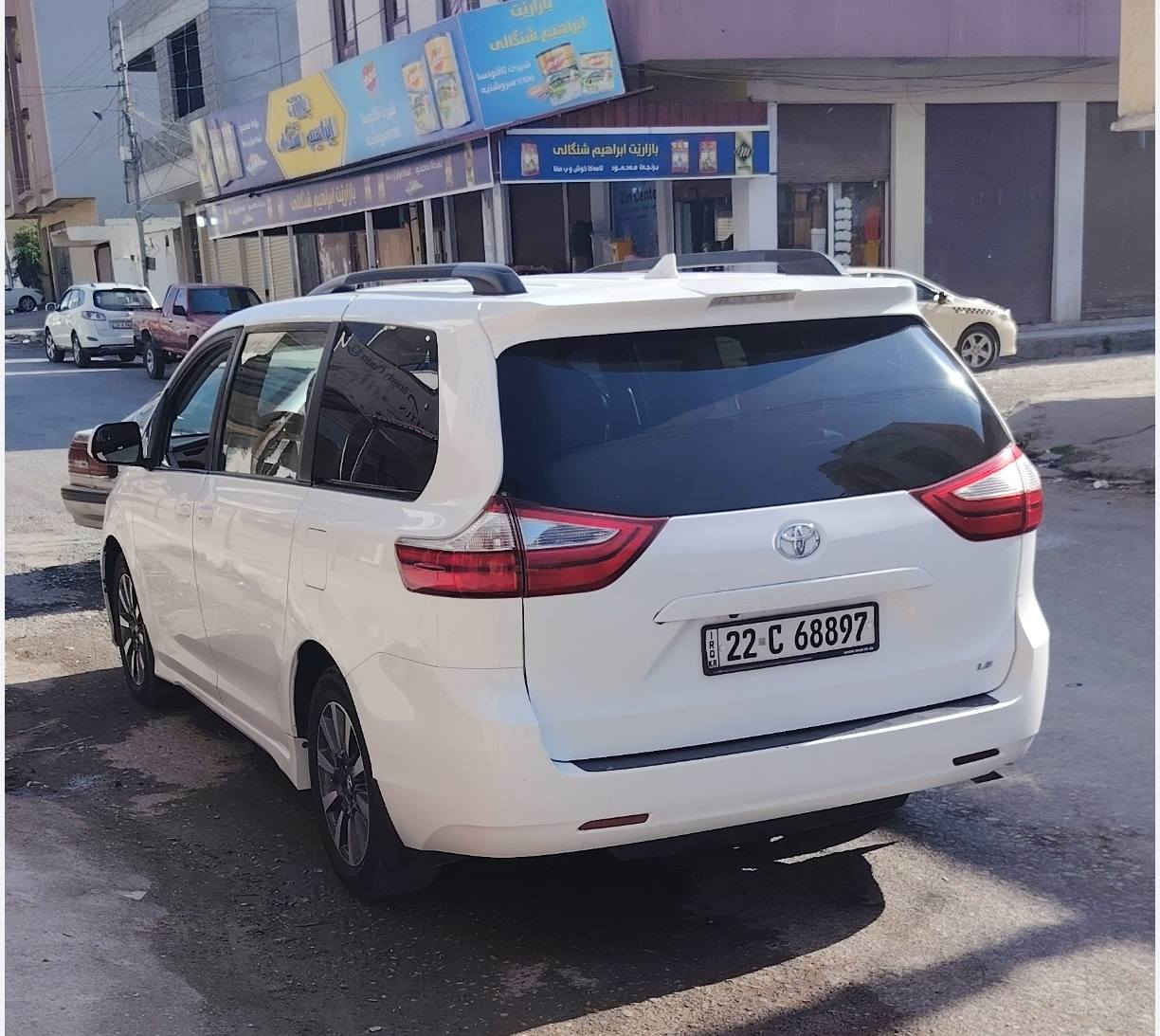 سينا للبيع
موديل 18
بيها اربع قطع 
سيارة بأسمي
سنوية2030
سعر 195$ مجال
***********
***********
