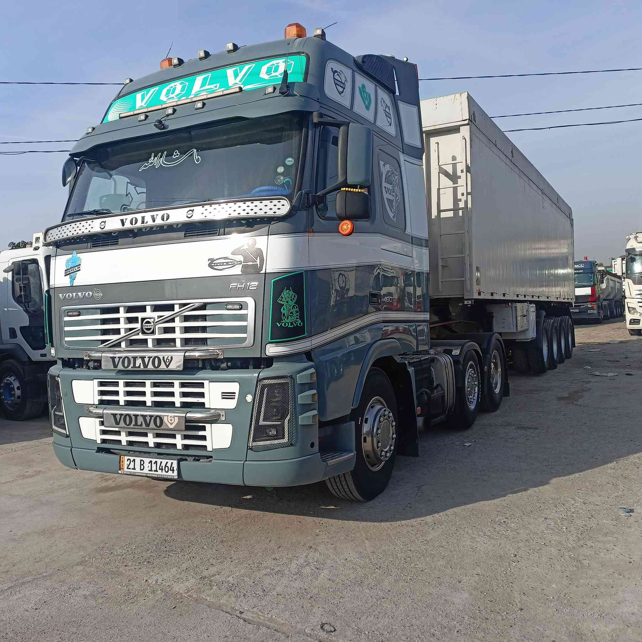 فالفو شيطان سنكل امامي حجم 460 كير اوتماتيك هاف قماره 4خطوط بودي شمتز الماني فافون شاصي حديد حموله 55 طن كير محرك شرط شاصي مكفول قماره بدون صبغ رقم وسنويه وهزه جديد تخم تاير جديد سياره جاهزه بدون نقص شرط التحويل 
موديل 2005
سعر 500$
عنوان كركوك طريق المطار مقابل جسر حزيران 
***********
***********
***********
