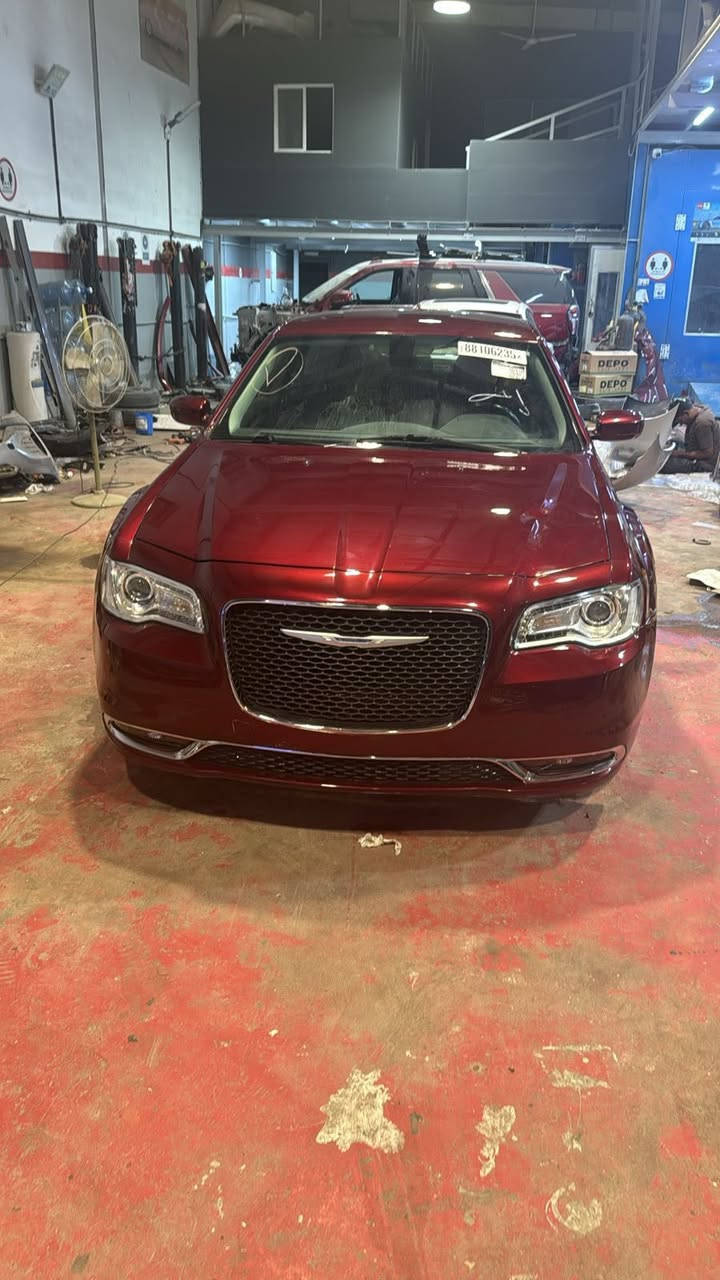 السلام عليكم عندي 3 اوبامات ودارنكو سيارات مثل ما بالصورة او كصيتهن كصت صندوك او بعدهن بدون لحيم ابيع على وظعهن او كل سيارة بسعر وهاي صورهن مكاني بغداد حي العامل اتصال فقط ***********
