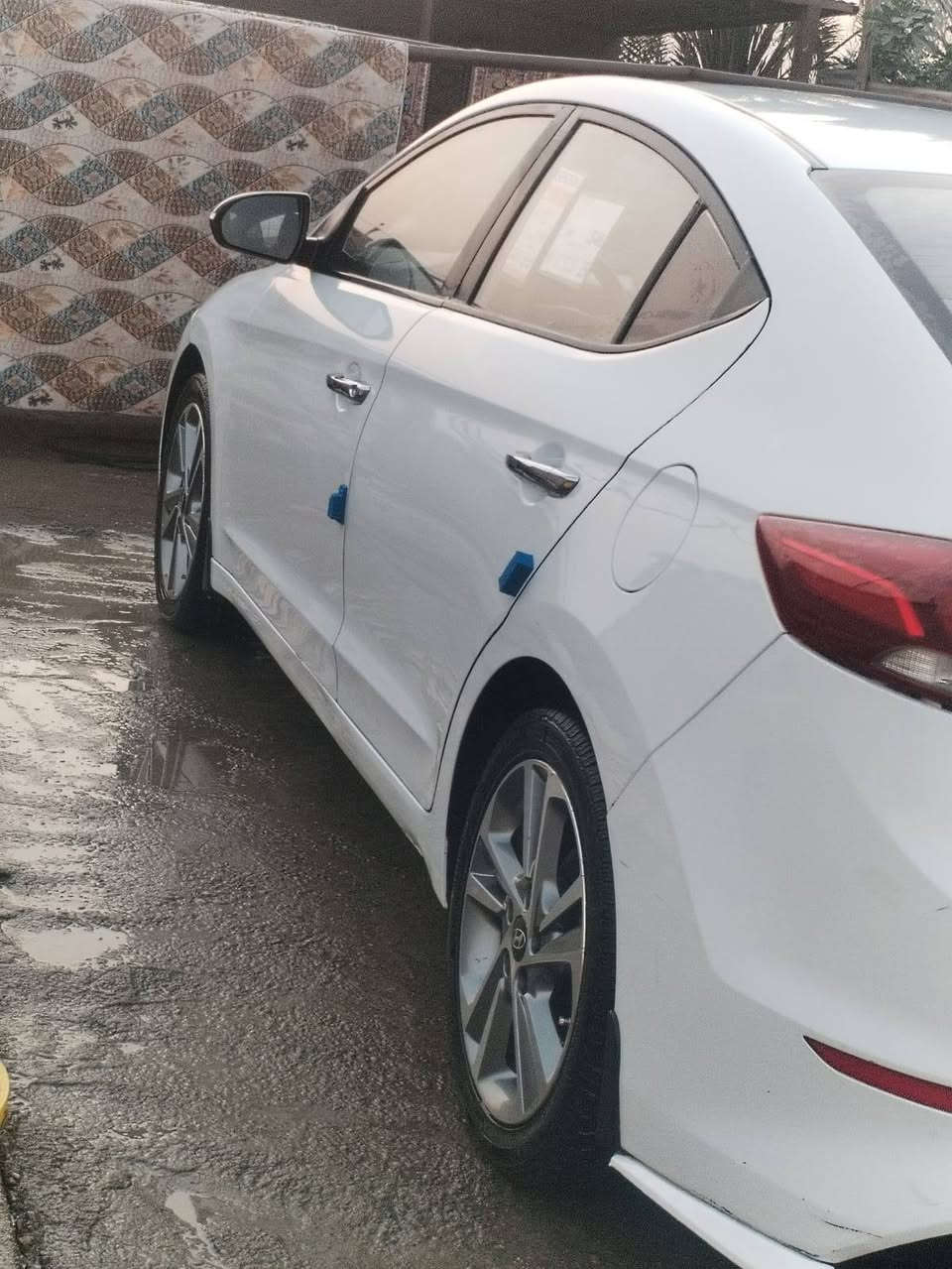 السلام عليكم
النترا موديل 2018 خليجي محرك 2000 دوش 
مري شفط حساس إمامي خلفي شاشة كامرة مواصفاتها معروفه السياره بالصور 
السياره بدون تبديل او فتح رش فقط 
بيها رش بالباب الخالفي جهت الايمن وبارد بالجاملغ الخلفي قليل كلش ما بين 
مكانها السماوة الرميثة مركز المدينة 
للاستفسار على هذا الرقم
 *********** 
***********
