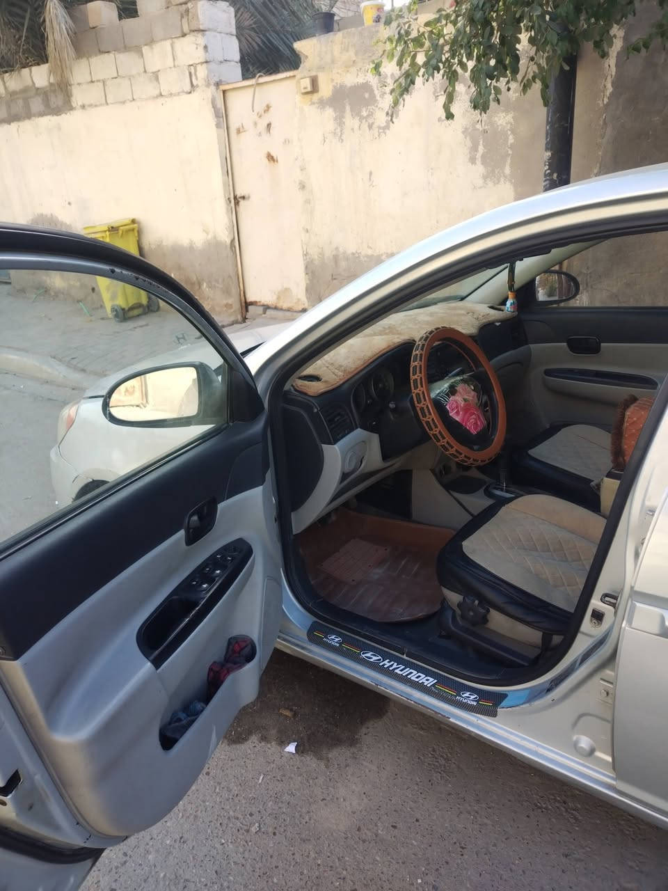 سلام عليكم شباب سياره كسنت موديل2009 سياره جاهزه. من كلشي سياره  بيه مكانات صبغ تبري ثلج
كير ومحرك واحد عله واحد  مكاني البصره قبله رقم ***********
سعر 80 بيه مجال
