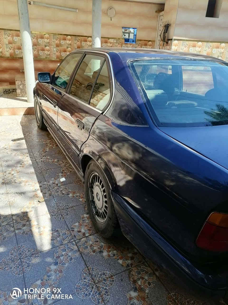 بي ام 525 للبيع موديل 89 أصل بليته وسنوية سيارة نظيفة محرك فل كير حدادية جيد جدا تبريد يحتاج لحيم بوري فقط سلايت دروف ماطور عاطل رقم بغداد دولي بأسمي تحويل مباشر سعر البيع 36 وبيها مجال قليل مكانها ديالى ***********
