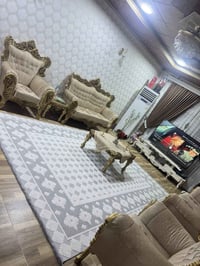 كنبة • نظيفه • بدون عيوب