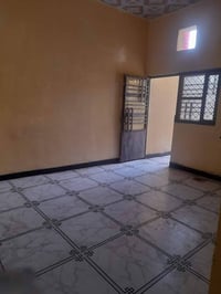 شارع زين العابدين • ١٢٥م • غرفتين