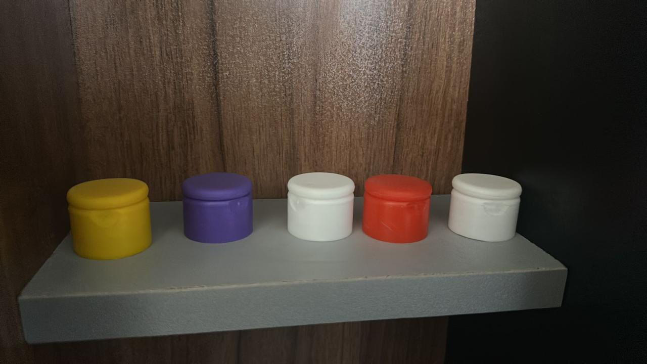 متوفر جميع أنواع لأغطيه وكل لألوان:-
أغطية منضفات

أغطية عصائر

أغطية مياه

أغيطة شامبو

أغطية حامض الليمون

أغطية دبس الرمان

أغطية زيوت

بخاخ ملمع جام

بخاخ مزيل دهون رغوه

ضاغطة صابون سائل

للأتصال***********
