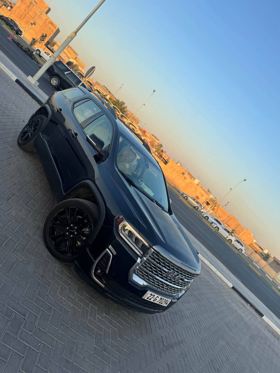 جي إم سي أكاديا 2022 
وارد أمريكي بيها جاملغ وبنيد السياره حيل جديده ونضيفه 
ماشيه السياره 46 ميل حيل جديده السياره ونضيفه 
مواصفات فول للأخير كلش SLE فول كشنات منفصل ملكي بنورما 2تخم تاير جديد سياره ما ناقصه شي وسنويه جديده محرك 2000تيربو
السعر 245 
*********** سيد محمد 
*********** سجاد الركابي البصرة, العراق
