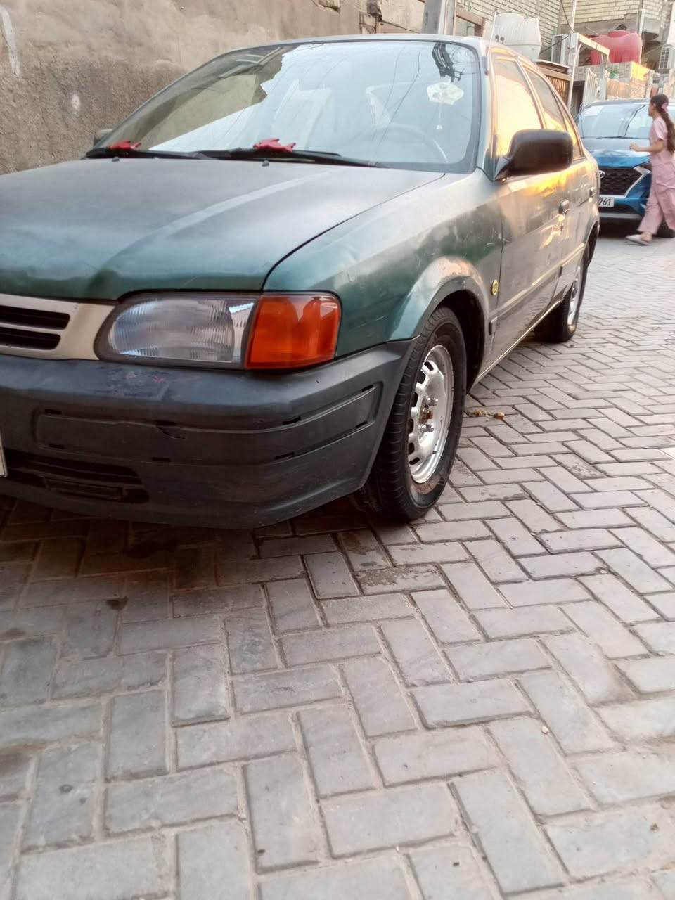 السلام عليكم كورلا موديل 96 رقم بغداد دولي هزه جديده وسنويه جديده تحويل ثاني يوم محرك وكير كفاله تبريد شغال ثلج سياره بلاديه لا ضربه ولا صبغ كهربائيات كلهه شغاله تخم تاير جديد صدر امامي وخلفي جديد داخلهه جديد سعر 36 وبيهه مجال عنوان بغداد الزعفرانيه رقمي ***********
