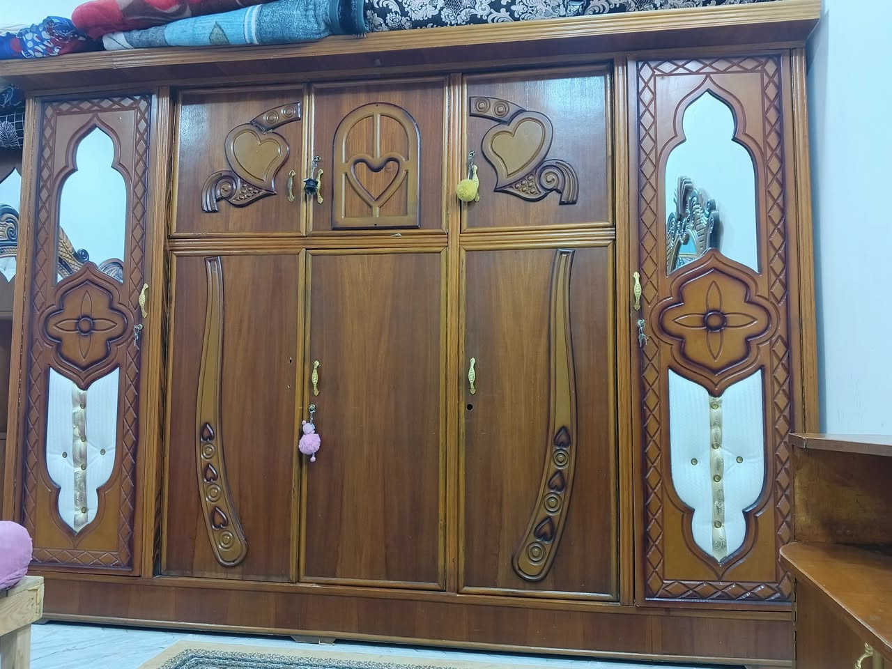 السلام عليكم غرف النوم للبيع مكان الدورة ***********/*********** بي واتساب
