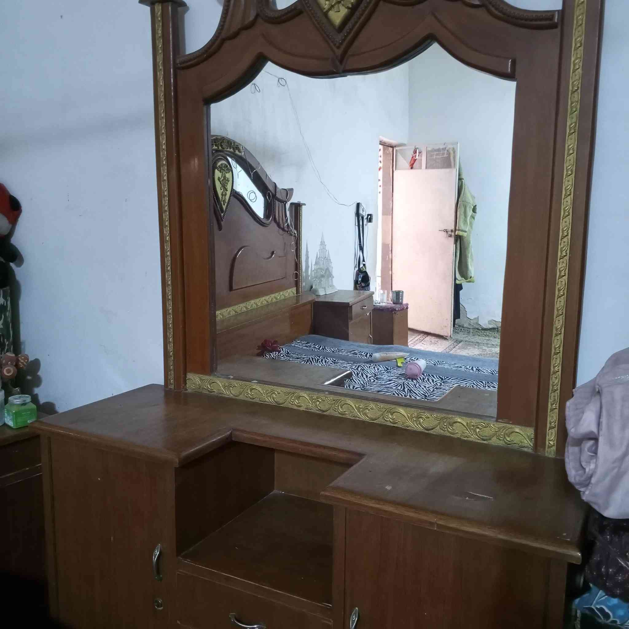 سلام عليكم 
اغراض للبيع 
الجربايه ولكومديات ولميز ابو المرايه 
ولزاويه شرط تزكام 
المكينه الصليه القديمه شرط الشغل 
التنور نضيف 
البايسكل مال باله حجم 16 أبو الطبكه


**إذا كنت صاحب هذا الإعلان وتريد حذفه لأي سبب، رجاءا أرسل رسالة إلى الدعم الفني**