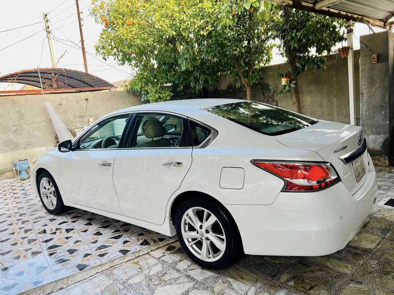 السلام عليكم نيسان التميا 2014خليجي مكفوله جاهزه مجهزه من كلشي رقم سلمانيه تحويل مباشر كير محرك تخم تاير صدر كله جديد علشرط 👍
سياره فول الفول موصفات 
1بصمه 2حسسات امامي خلفي رادار 
شاشه اشكال موصفات بيها 
سعر 137بيها مجال بسيط بيع فقط
مكاني ديالى المقداديه 😎
***********
