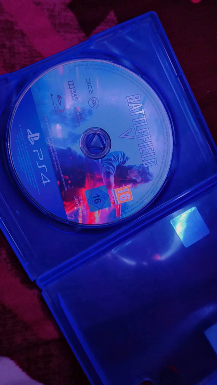 بلي 4 فات اولاين ذاكرة 500 GB يدات 2 قرص واحد وبي فيفا 26
السعر 175


**إذا كنت صاحب هذا الإعلان وتريد حذفه لأي سبب، رجاءا أرسل رسالة إلى الدعم الفني**