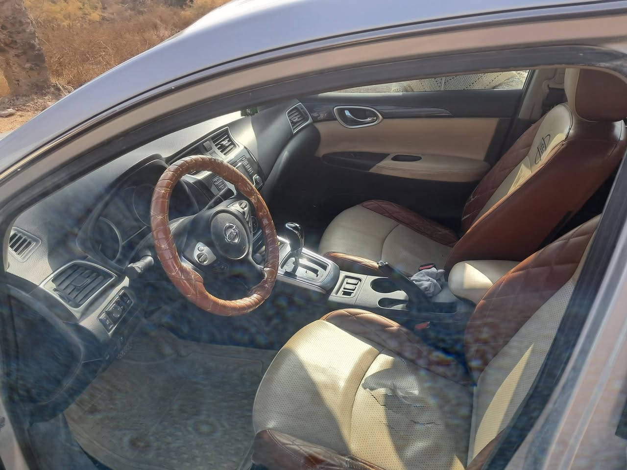 السلام عليكم
نيسان سنترا  2018 للبيع وارد أمريكا السياره فئت الSR معروفه فول بنيد امبدل مكان السياره بابل مركز رقم الهاتف *********** السعر 105بيه مجال
