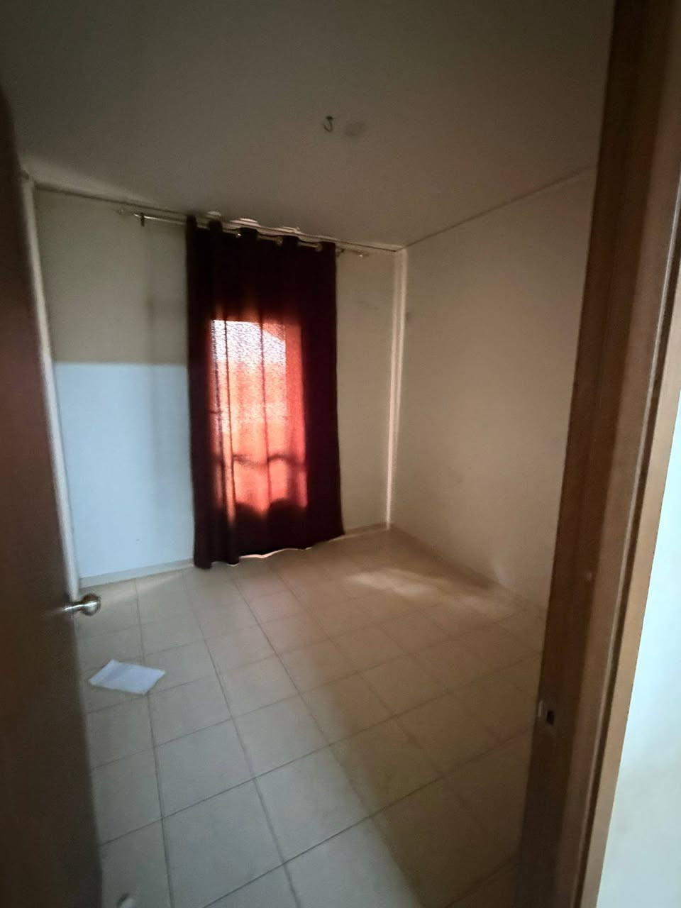 للايجار شقه مساحة ١٠٠م شرقي A9 طابق اول  مؤثثه ايجارها ٦٠٠ بدون خدمات للإستفسار الاتصال على الرقم
***********
