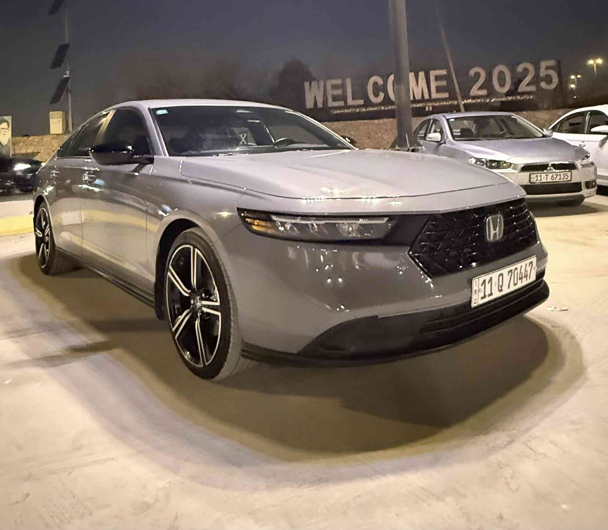 اكورد. سبورت هايبرد. 2024.
للبيع.  ماشيه.  30 الف. فقط. 

مكينه. 2000. هايبرد 

السياره جديده كلش. 

حادث. بابين. بدون. دواخل.  مبدلات. لون. 

السياره. بدون. صبغ 

بدون. ايرباك.  

بغداد. اليرموك. 

***********
