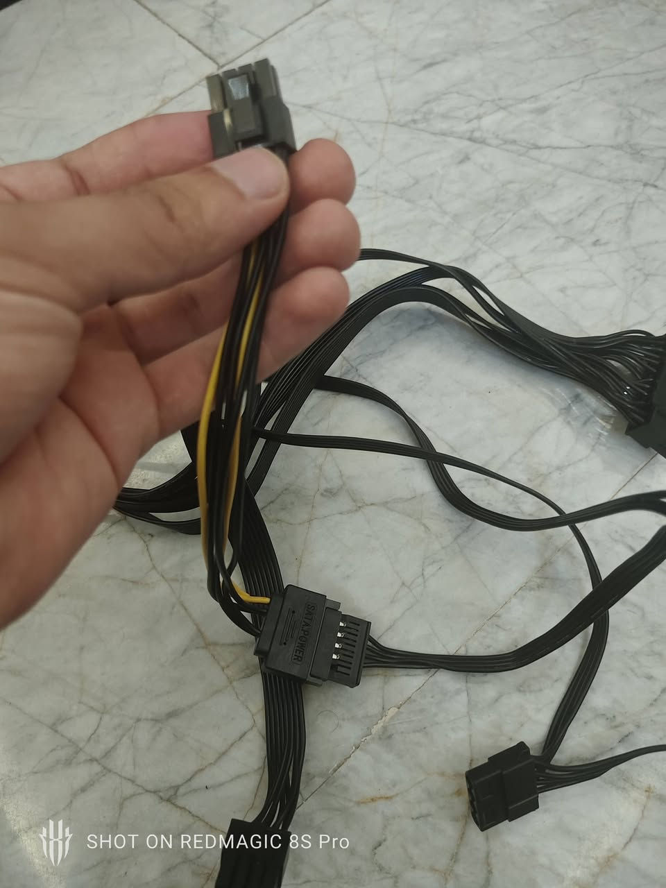 تجميعتين سستم للبيع
ثنينهن نفس الموصفات الي راح تنذكر بالوصف
الموصفات: 
i5-3470
رامات اكو وحدة15G
والثانية8G
الاثنينddr3
الهاردات500gميكانيكي
طبعا ابيع وحدة شغالة علفحص والثانية يشهد الله مفاحصها بس جديدة ابيعها فحم
معا بور سبلاي500واط بي توصالة كارت وجميع المنافذ المطلوبة
السعر:135 ثابت غير قابل للنقاش
متوفر توصيل لجميع محافضات العراق 
تواصل وياي خاص
او واتساب: ***********
