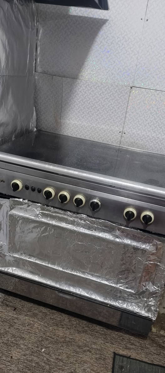 طباخ جميع العيون والفرن شمعتين شغال لكن فقط جامه خارجيه مكسوره وداخليه مابيه شي بسعر مناسب


**إذا كنت صاحب هذا الإعلان وتريد حذفه لأي سبب، رجاءا أرسل رسالة إلى الدعم الفني**