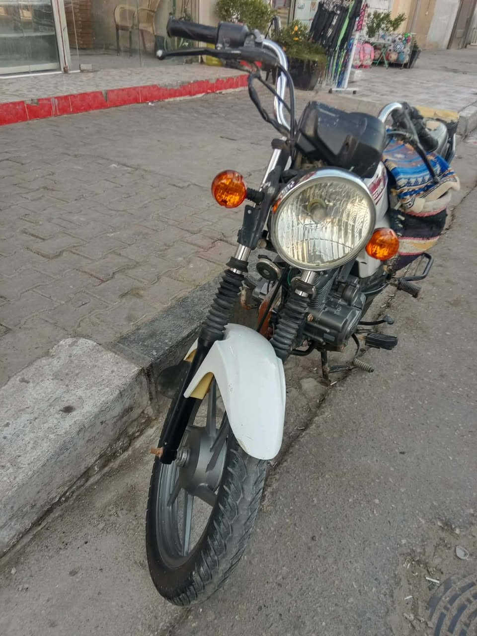 مديل 2021 اوراق سعر 700 بيهه مجال


**إذا كنت صاحب هذا الإعلان وتريد حذفه لأي سبب، رجاءا أرسل رسالة إلى الدعم الفني**