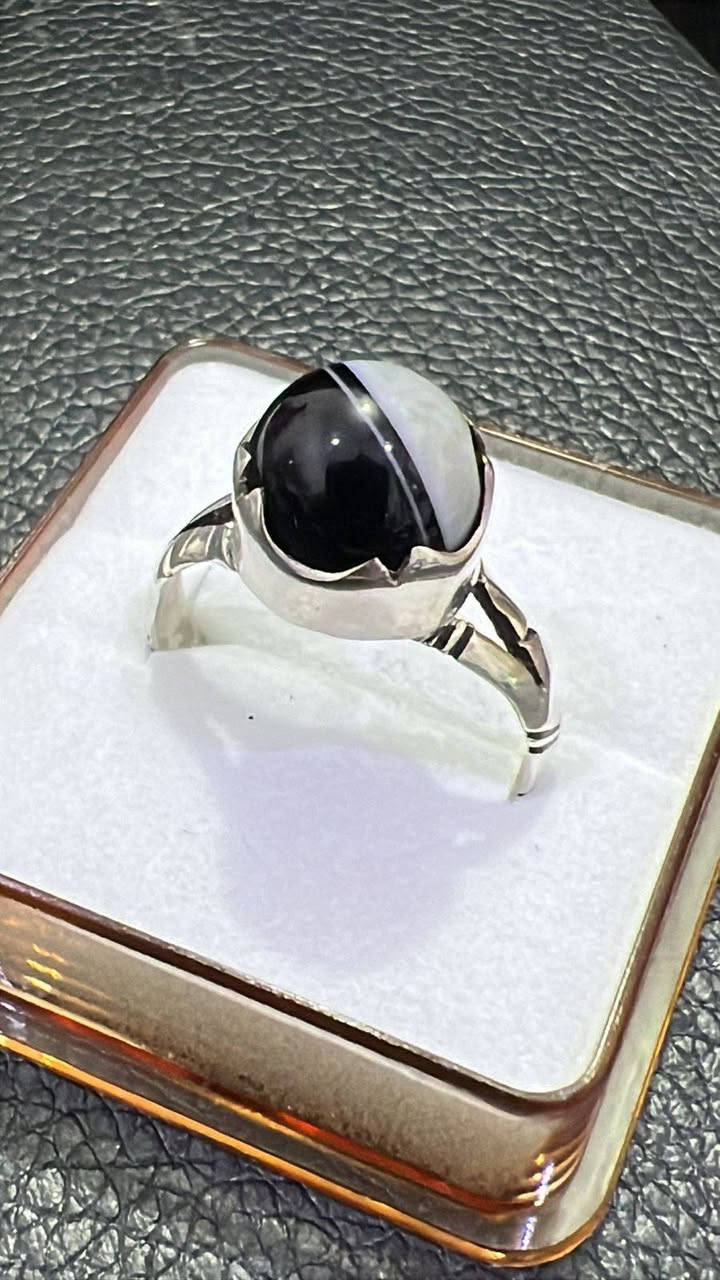 سلام عليكم محابس للبيع فضه ***********هاذا رقمي
