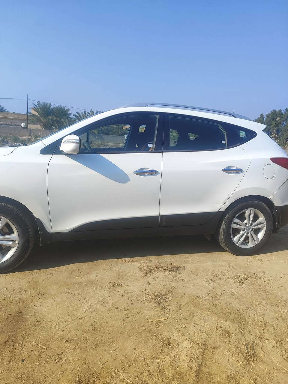 السلام عليكم سياره توسان البيع كير محرك خير من الله سياره موديل 13 سعر 150ابيه مجال ***********
