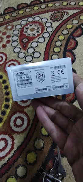 سلام عليكم للبيع تكنو بوفا 7 الترا ذاكرا 256=16 مستخدم كلش قليل كسر كارتون كامل ملحقات لعشاق اللعاب ببجي 120 افريم جهاز فول افلاكشب مكفول من الزلغ شرط نضافه 100 بيه نشره بلضهر سعر الجهاز 300 الشراي اتصل رقمي *********** ميسان حي الرحمه الثانيه قرب المستشفى البناني عمارة
