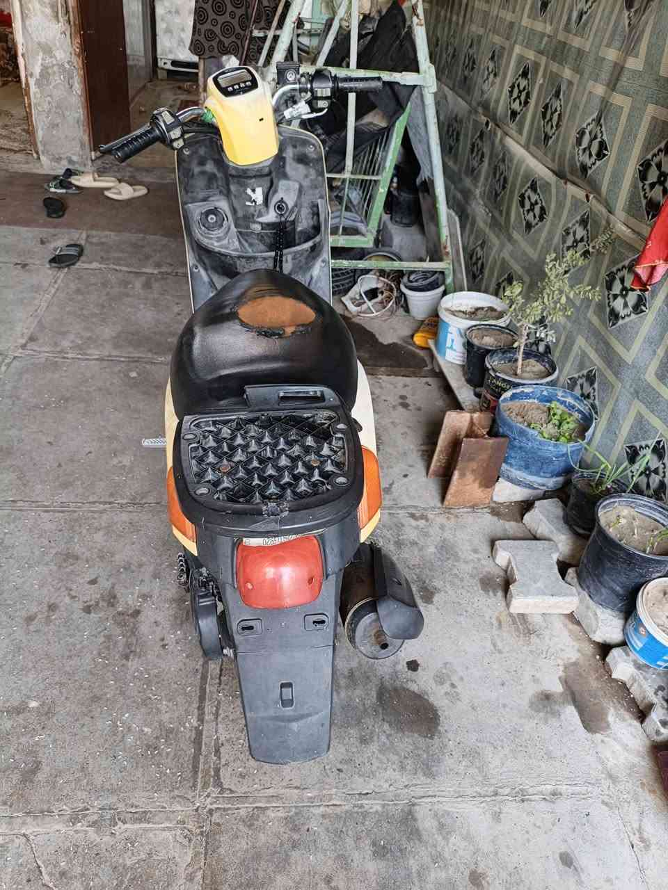 بوليسي للبيع بلاديه دراجه حلوه وخير من الله سلف هندر كله نكره كامله مكلمه كبل لشارع مكينه مفتوحه  تخبل وناعمه ماتسمع صوت اله صدره حلو  تايرات جلاتين جدد بريك خلفي بلمكان مكاني بغداد مدينه الصدر سعر 550وبيه مجال استفسار ***********
