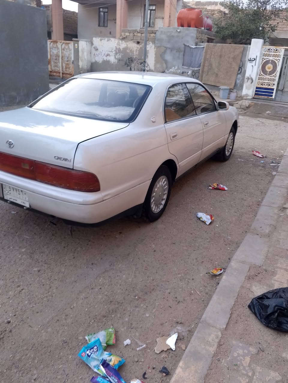 السلام عليكم بطه للبيع موديل 1992السياره مكفوله من الكص والنقل والضربه والصبغ والعيب  السيارة جديده كير مكينه بل كارتون مكفولات حداديه جديدة تخم تاير كهربايات كله شغاله تبريد ثلج السنويه جديده لل 2029 جاهزه من كلشي السعر 53 بيه مجال قليل مكاني ميسان رقمي ***********
