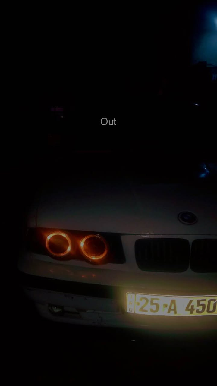 سەلام و علیکم
BMW535i
رەقەمو هەزەو سەنەوی تازەیە تا ٢٠٢٧ بەناو خومەوەیە 

مودیل ٩٢✅

تحویل وکالە بەشەرت✅

گیرو مەکینەی تازەیە ناو باکەت✅

قفل مەرکەزیە✅

لایت دەبل عەدەسە و زینون و ئەلقە✅

تەبرید گەرم ساردی بەس رادیتەری ئەویت✅

کوشن تازە✅

چوار ویلی ٩٥ تازە✅

سڵاید✅

ئاوینە کارەبا✅

گیچ ٢٦٠✅

دەعامی M✅

هوکی بیلادی کارەبای✅

٢ جام کارەبای✅

سعری ٥٥ وەرەوە و مەجال گورینەوەش ئەکەم
رەقەم تلفون *********** كركوك, العراق
